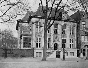 Pand museum Scheurleer aan de Carnegielaan